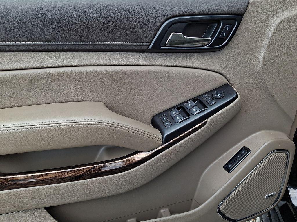 used 2019 GMC Yukon XL car, priced at $25,563