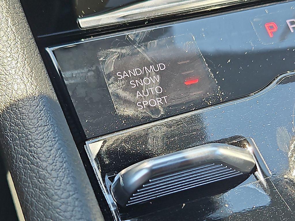 new 2025 Jeep Grand Cherokee L car, priced at $45,110