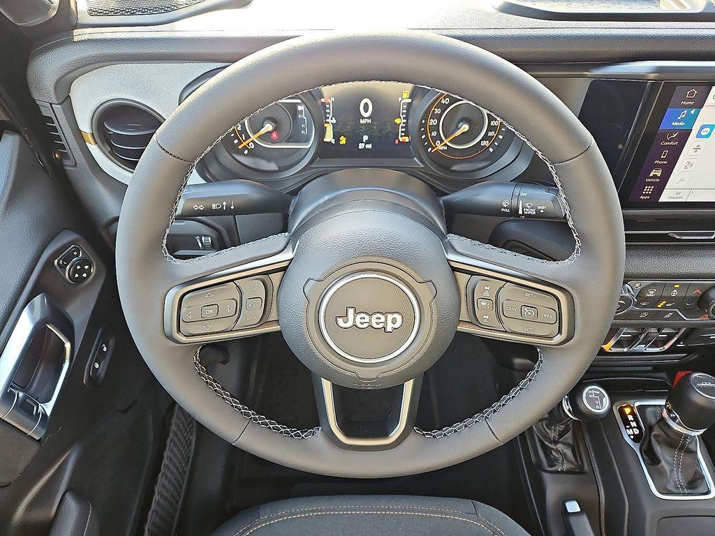 new 2026 Jeep Gladiator car, priced at $46,197