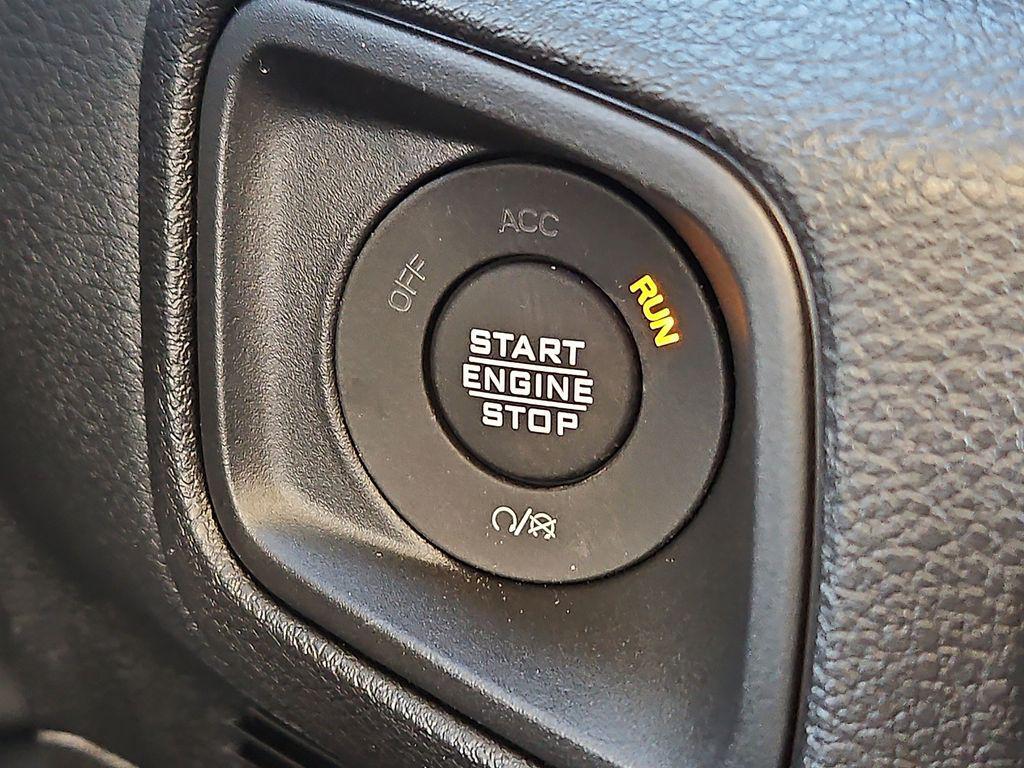 new 2026 Jeep Gladiator car, priced at $46,197