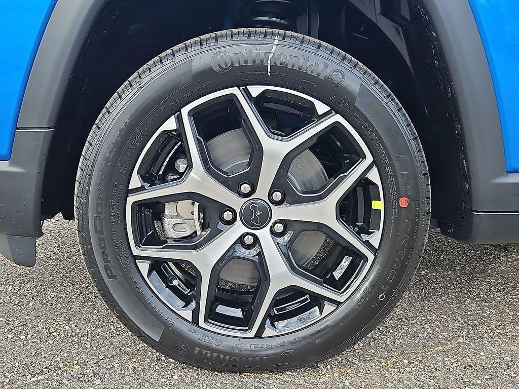 new 2026 Jeep Compass car, priced at $32,970