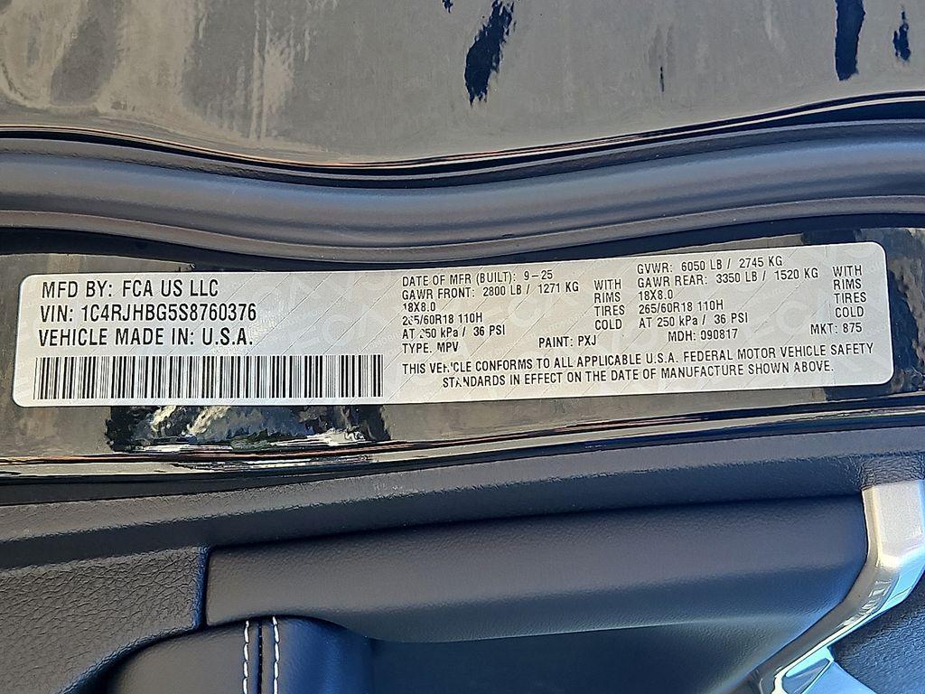 new 2025 Jeep Grand Cherokee car, priced at $38,360