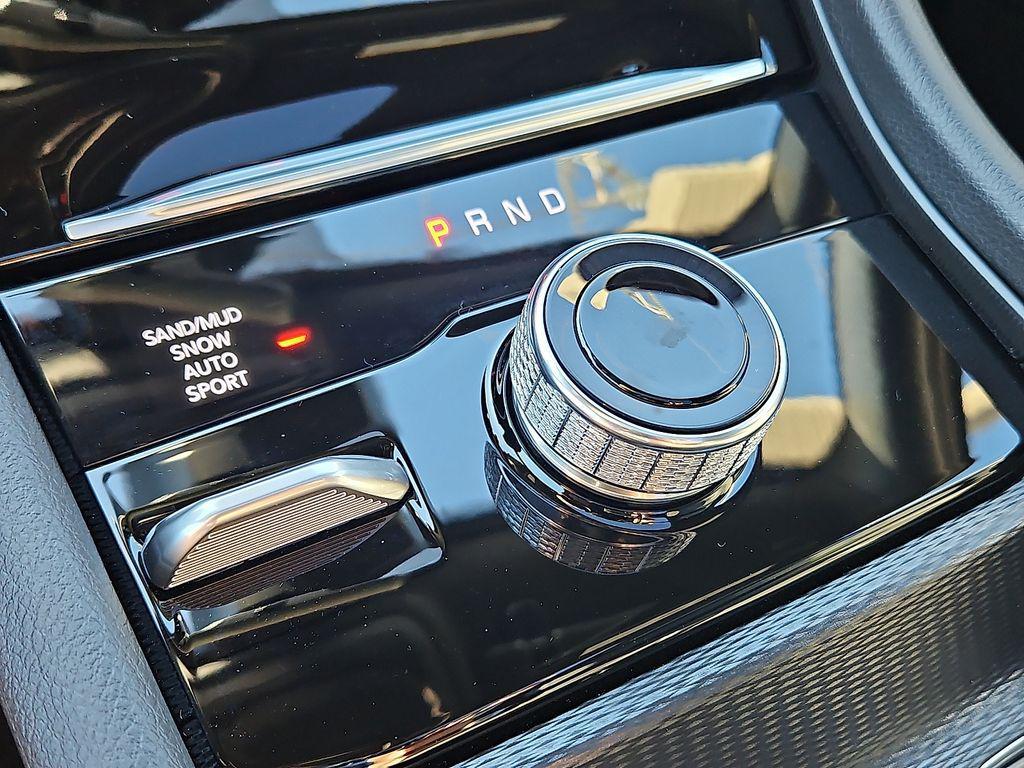 new 2025 Jeep Grand Cherokee car, priced at $38,360