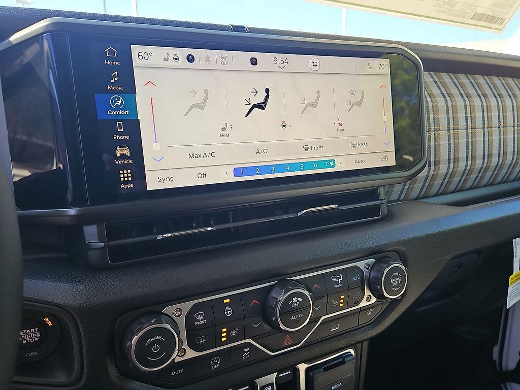 new 2026 Jeep Wrangler car, priced at $46,731