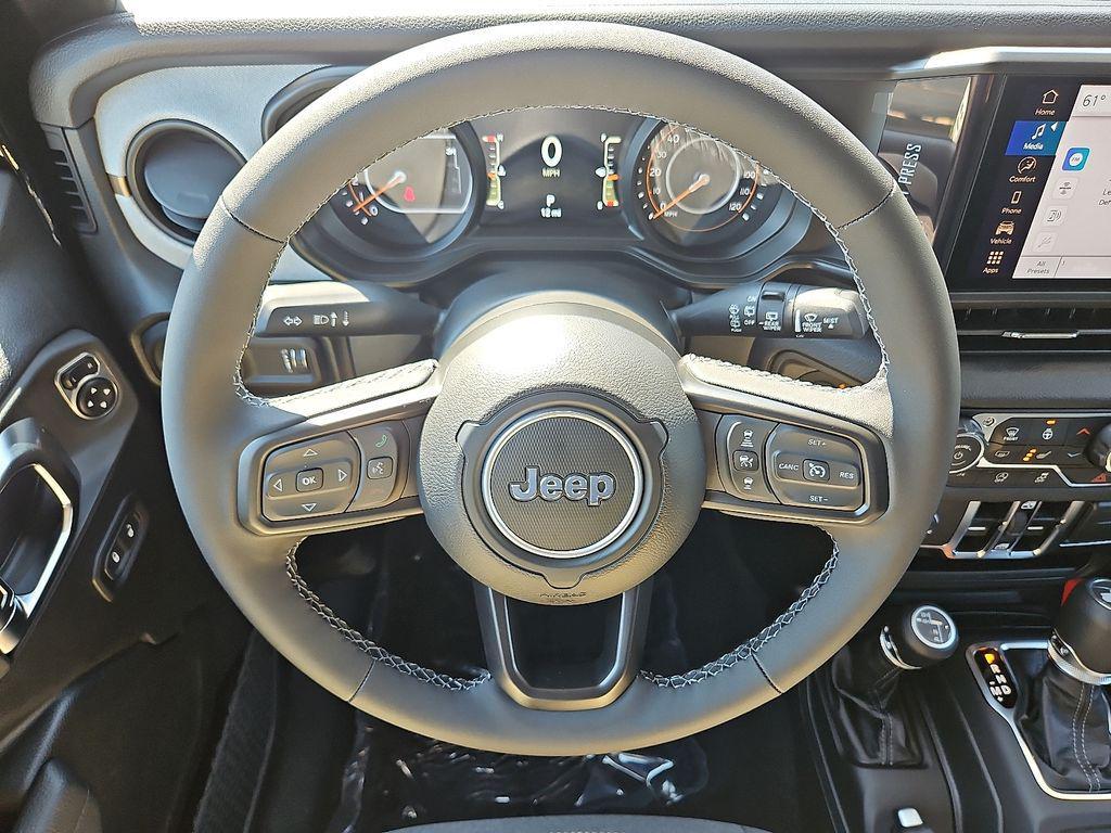 new 2025 Jeep Wrangler car, priced at $43,997