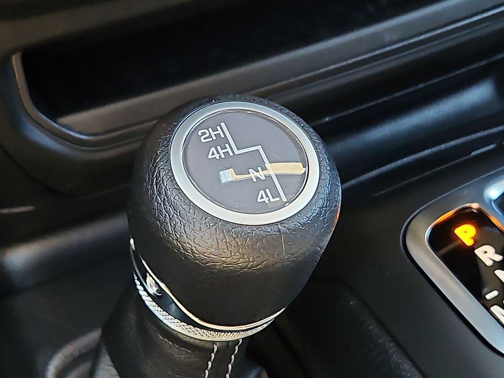 new 2025 Jeep Wrangler car, priced at $43,997