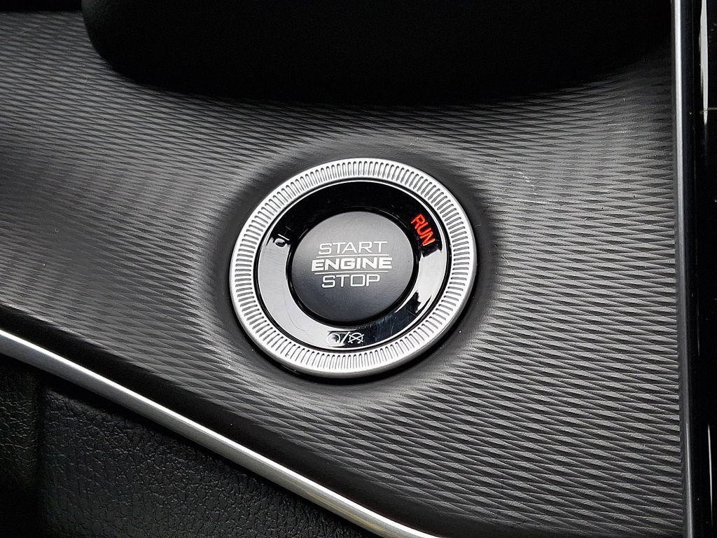 new 2026 Jeep Grand Cherokee car, priced at $42,585