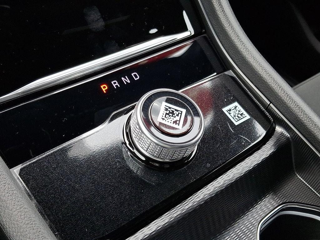 new 2026 Jeep Grand Cherokee car, priced at $42,585