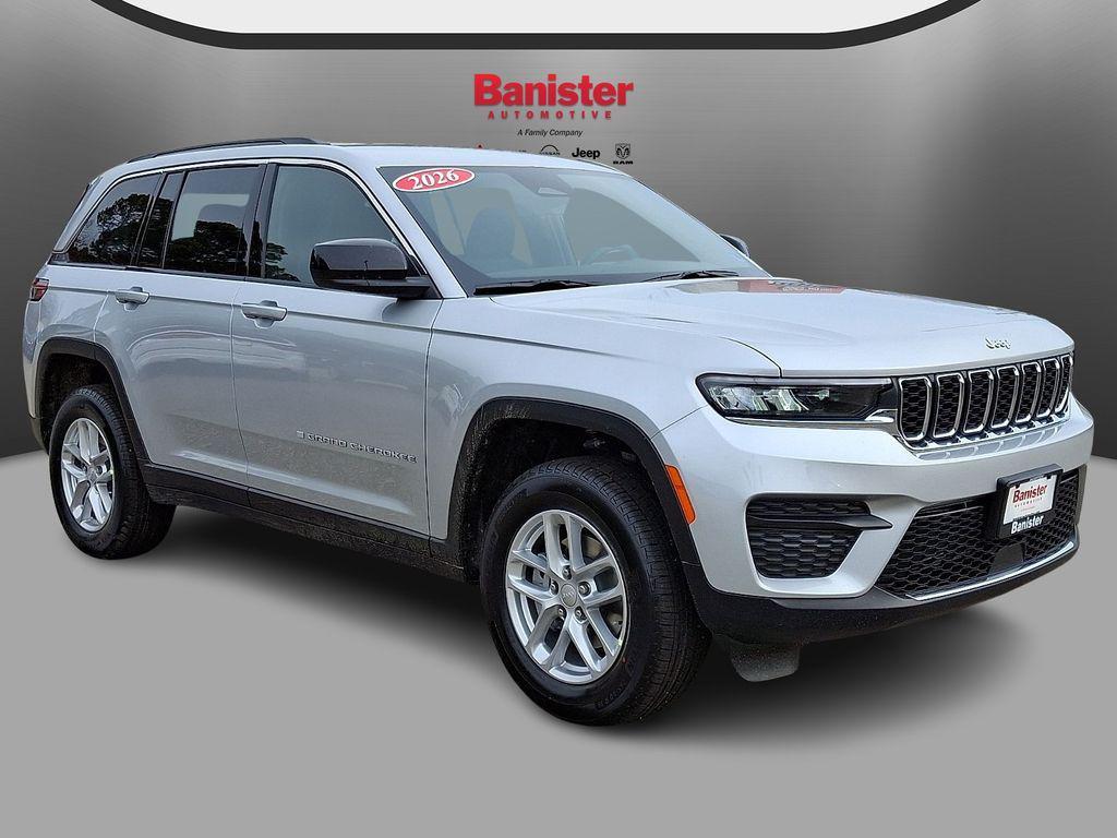 new 2026 Jeep Grand Cherokee car, priced at $42,585