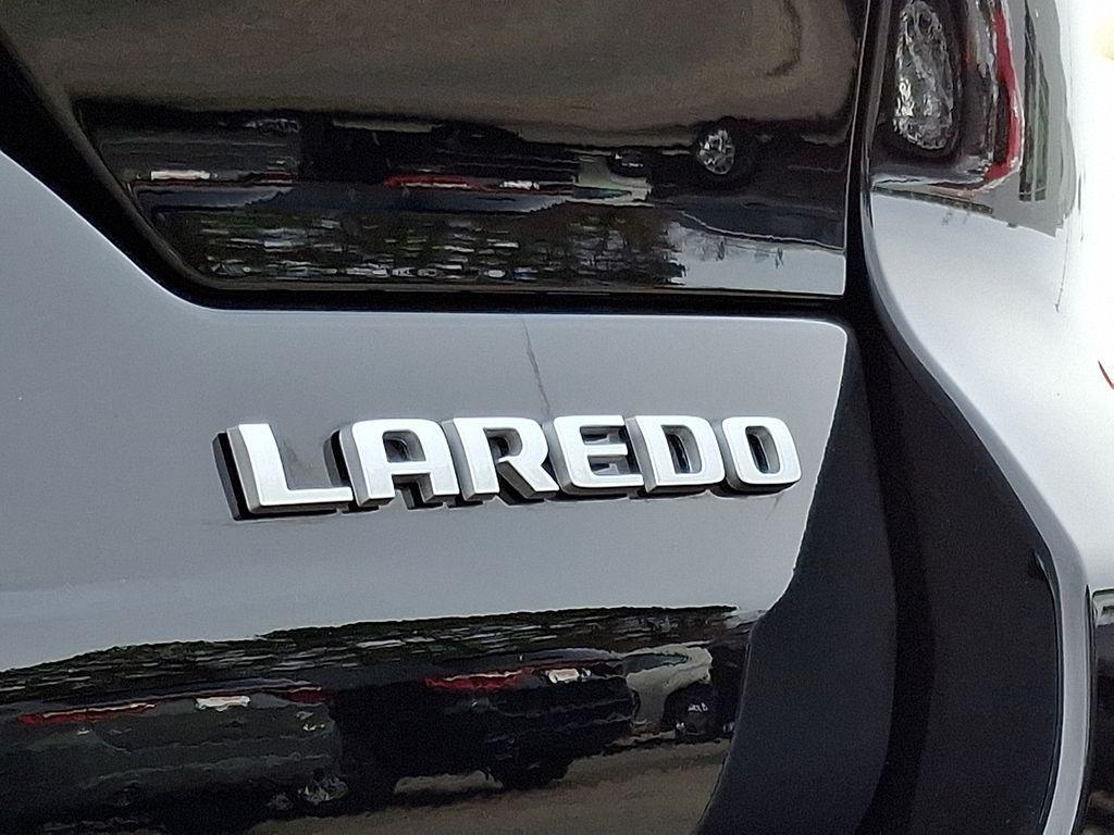 new 2026 Jeep Grand Cherokee car, priced at $42,585