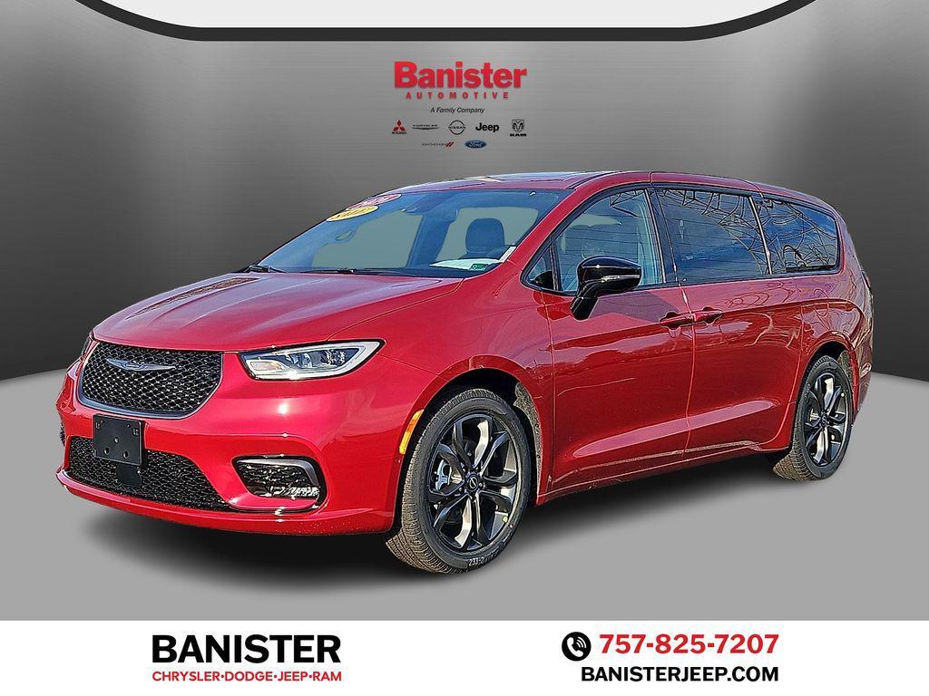 new 2026 Chrysler Pacifica car, priced at $43,291