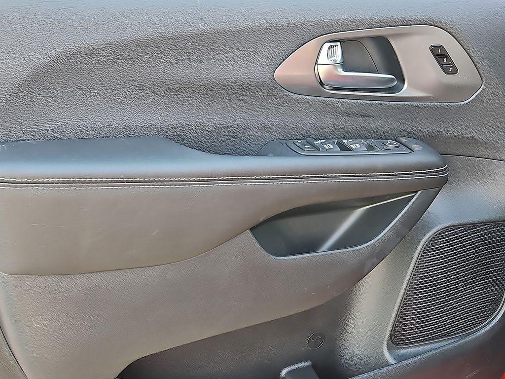 new 2026 Chrysler Pacifica car, priced at $43,291