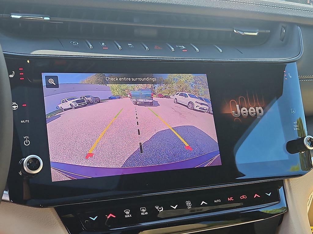 new 2026 Jeep Grand Cherokee car, priced at $46,428