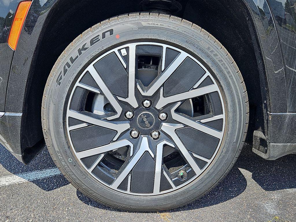 new 2025 Jeep Wagoneer S car, priced at $53,271