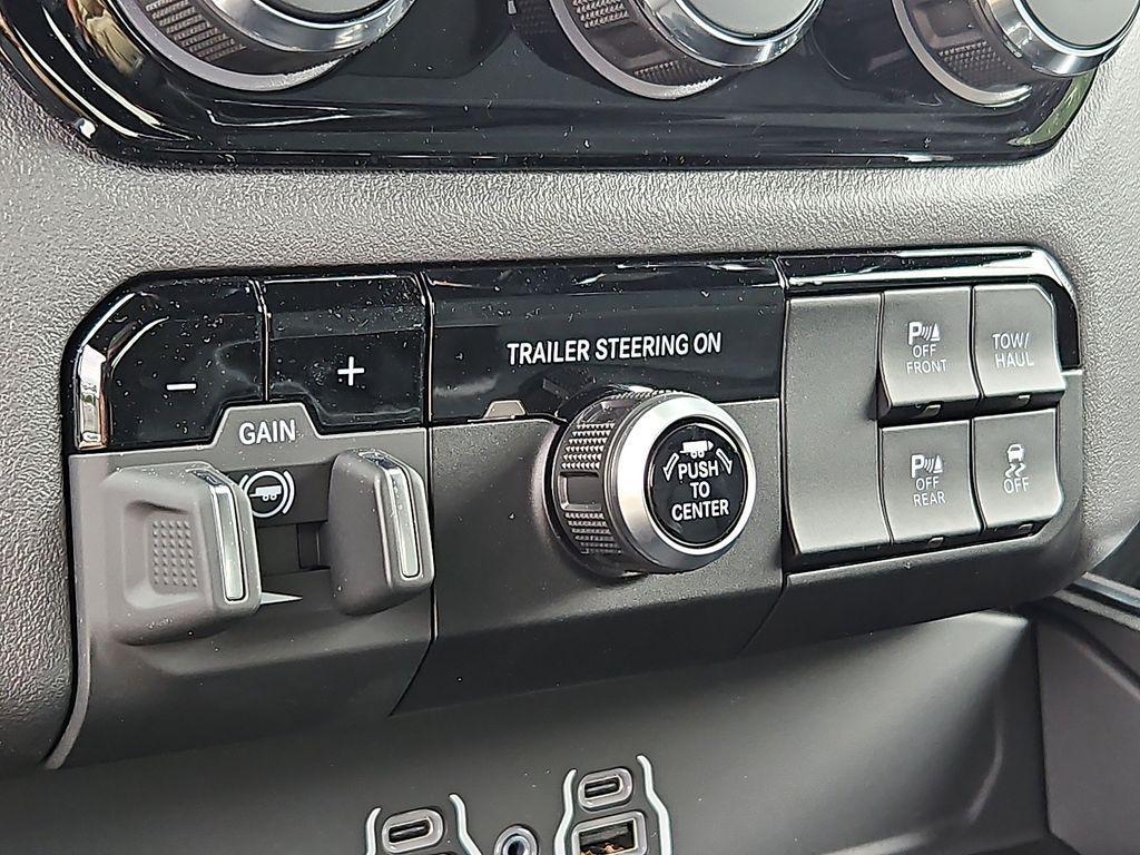 new 2025 Ram 1500 car, priced at $52,000