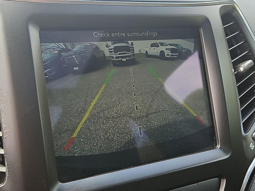 used 2021 Jeep Cherokee car, priced at $17,922