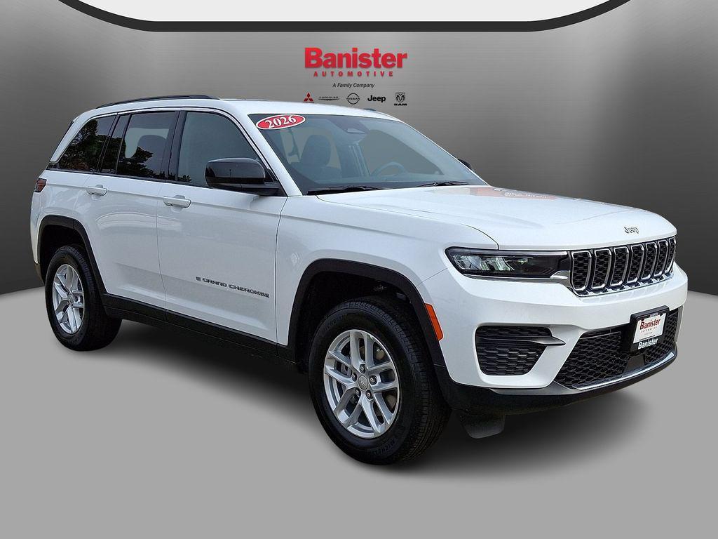 new 2026 Jeep Grand Cherokee car, priced at $41,990