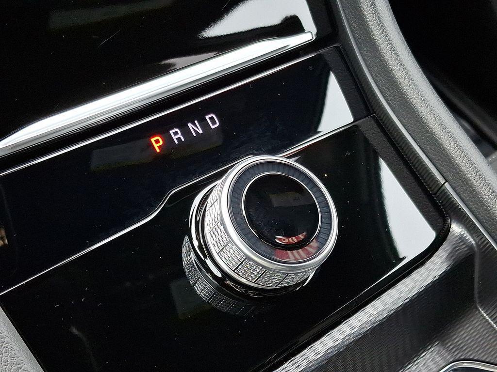 new 2026 Jeep Grand Cherokee car, priced at $41,990