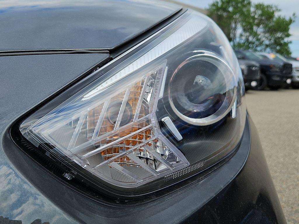 used 2022 Kia Niro EV car, priced at $15,511