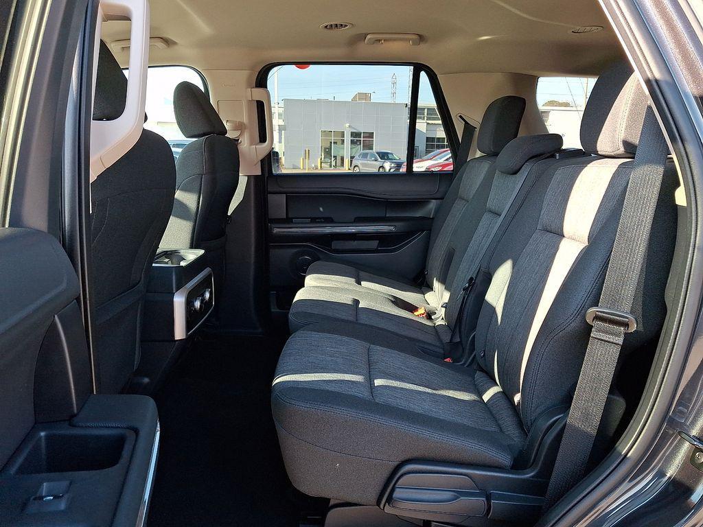 used 2022 Ford Expedition car, priced at $37,502