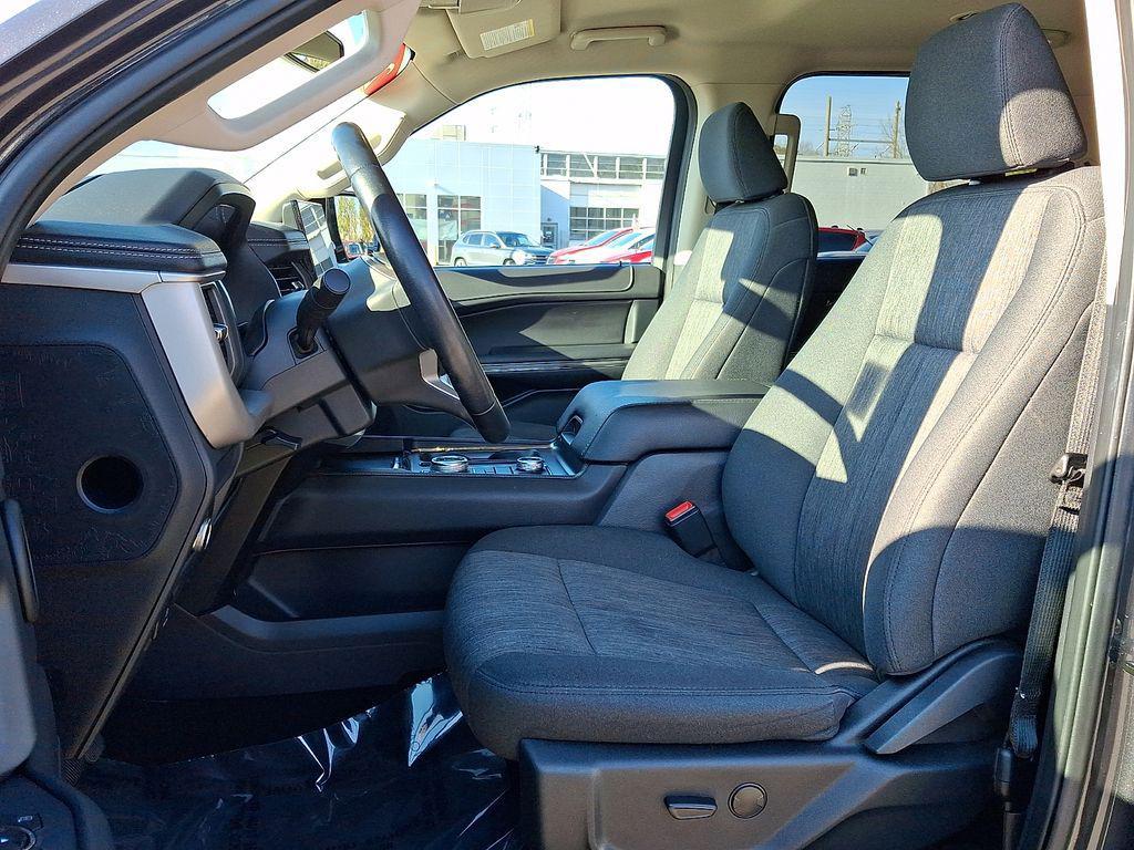 used 2022 Ford Expedition car, priced at $37,502