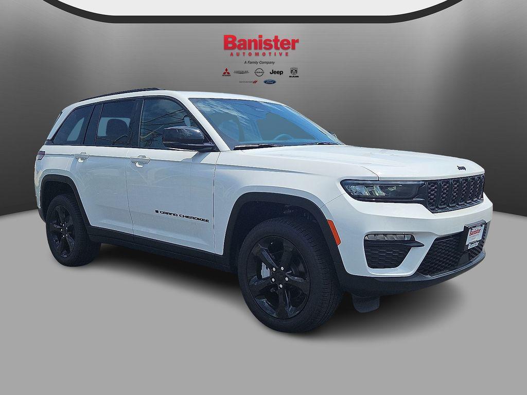 new 2025 Jeep Grand Cherokee car, priced at $41,713