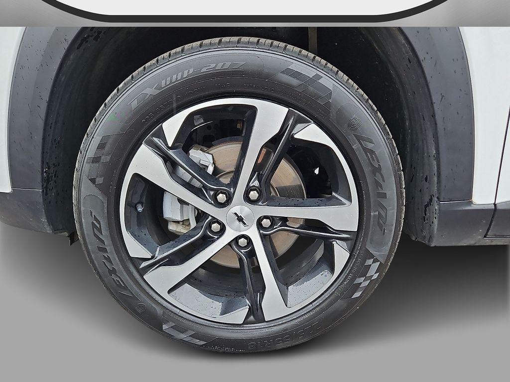 used 2024 Chevrolet Trax car, priced at $20,885