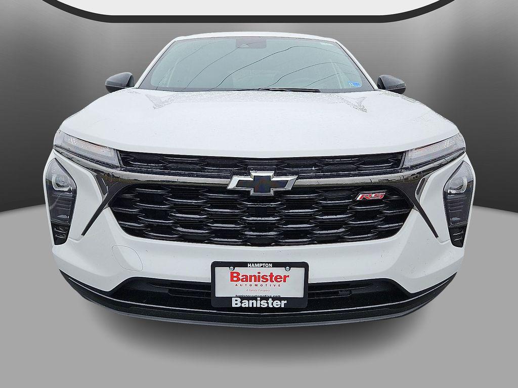 used 2024 Chevrolet Trax car, priced at $20,885