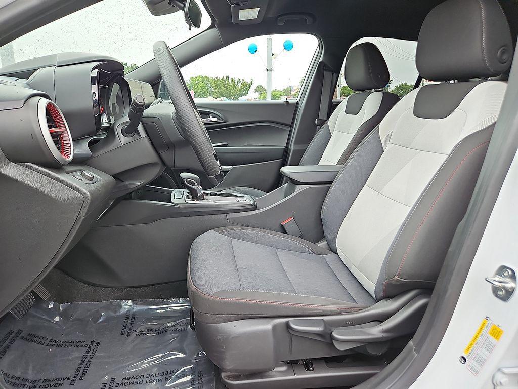 used 2024 Chevrolet Trax car, priced at $20,885