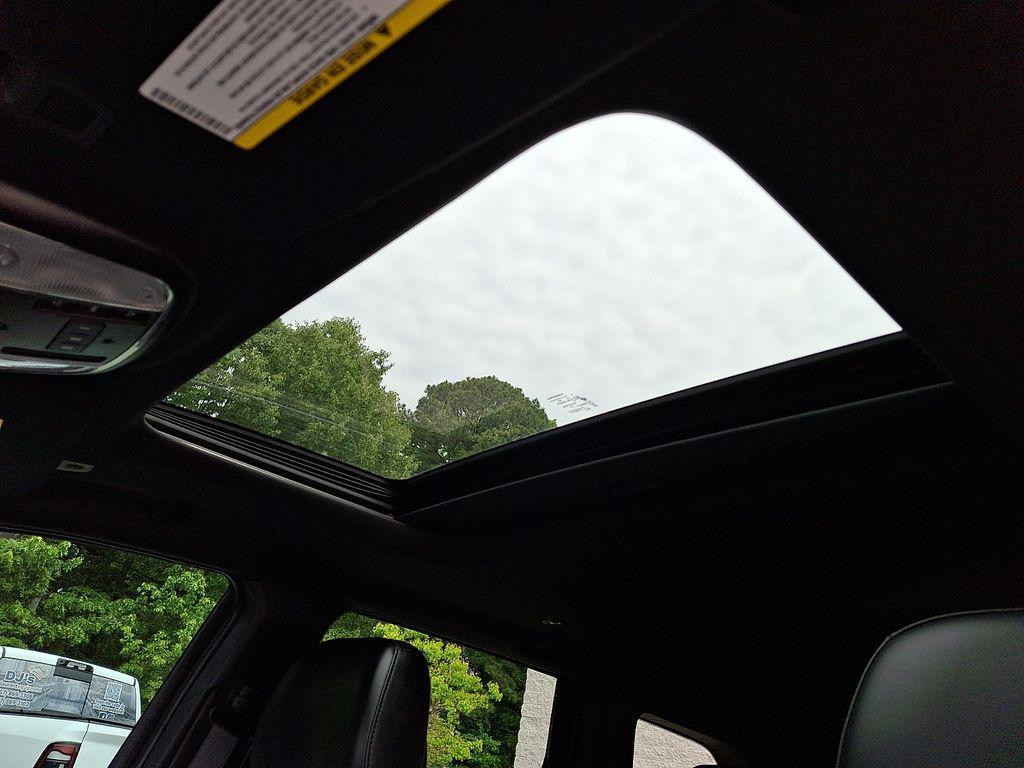 used 2019 Jeep Grand Cherokee car, priced at $17,777