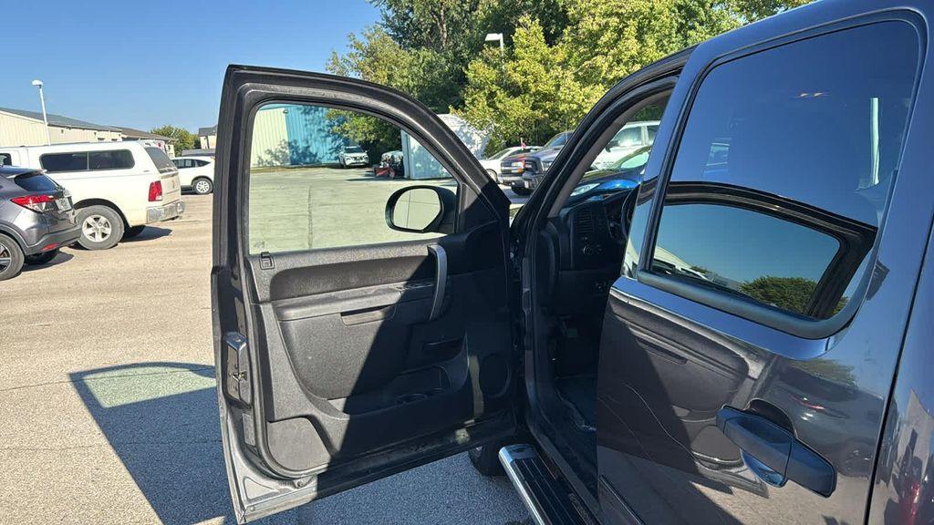 used 2011 Chevrolet Silverado 1500 car, priced at $9,999