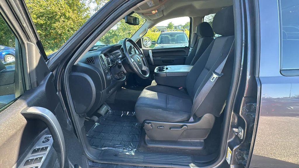 used 2011 Chevrolet Silverado 1500 car, priced at $9,999