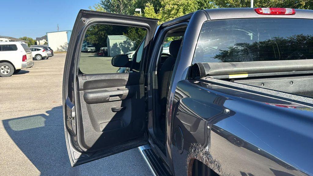 used 2011 Chevrolet Silverado 1500 car, priced at $9,999