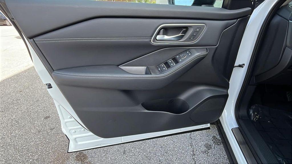 new 2026 Nissan Rogue car, priced at $40,929