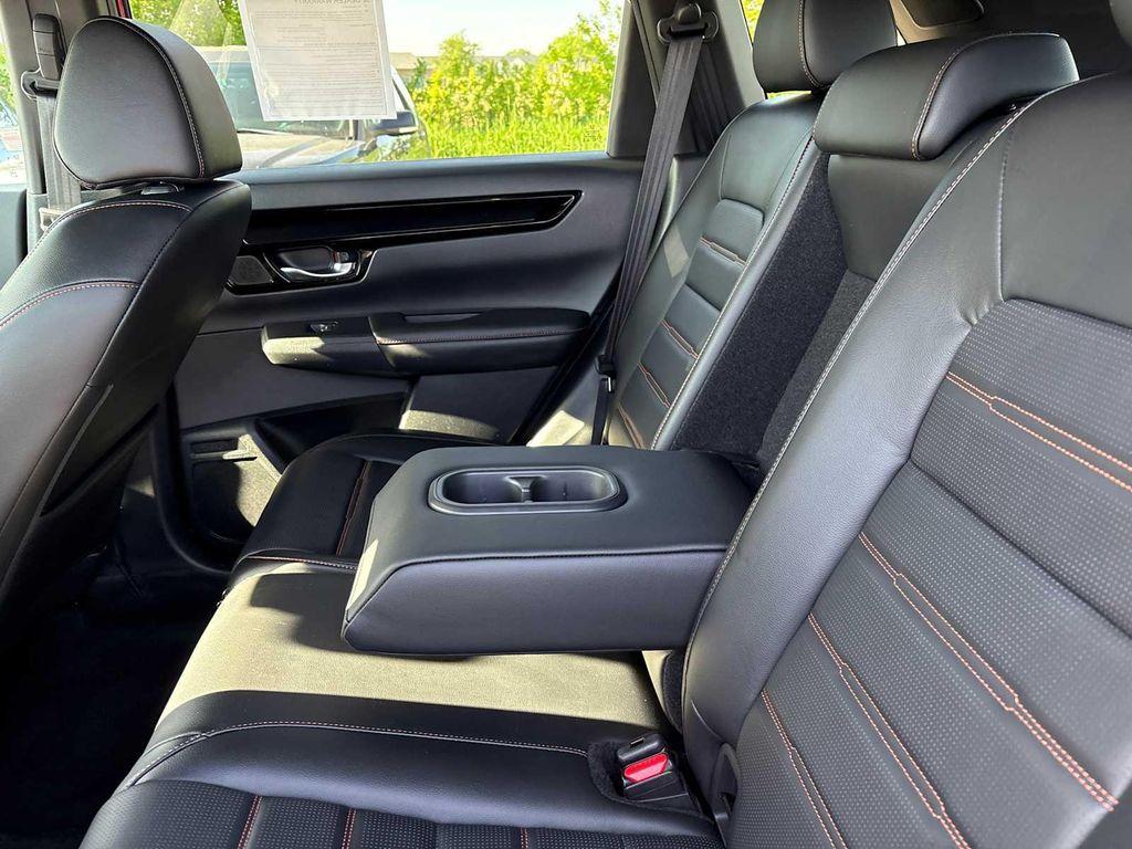 used 2025 Honda CR-V Hybrid car, priced at $39,999