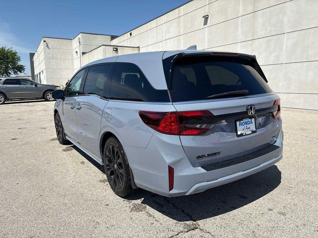 new 2026 Honda Odyssey car, priced at $46,025