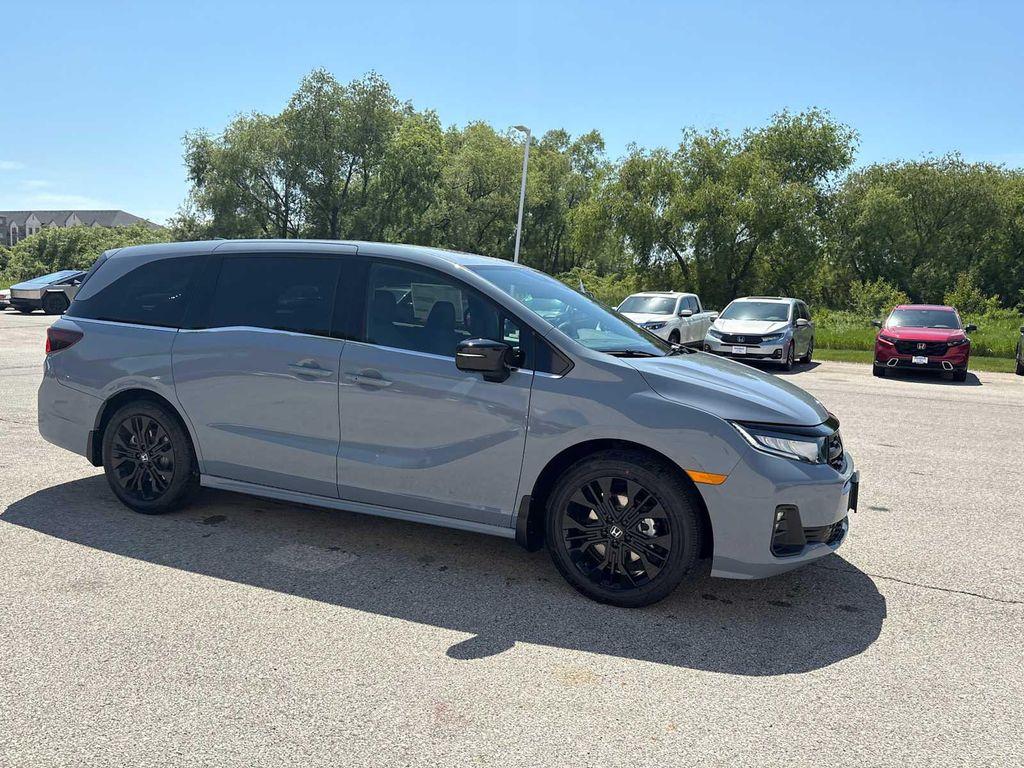 new 2026 Honda Odyssey car, priced at $46,025