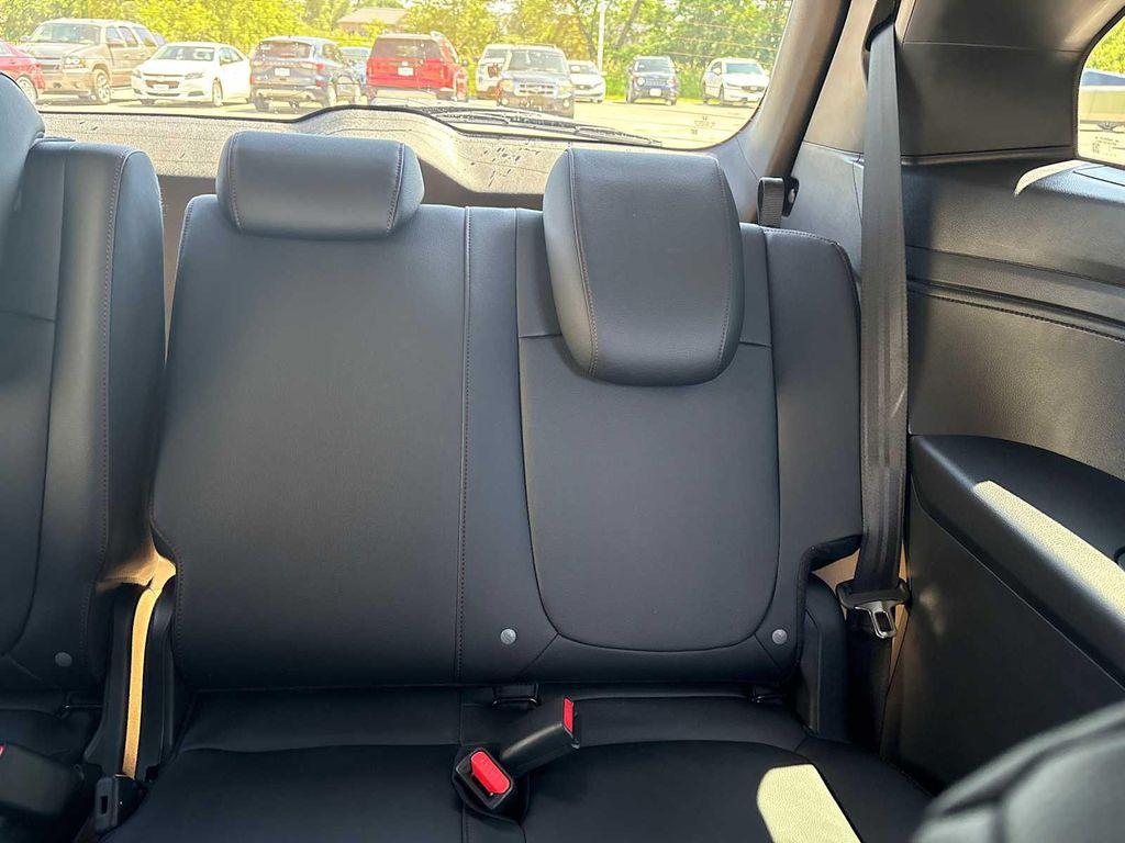 new 2026 Honda Odyssey car, priced at $46,025