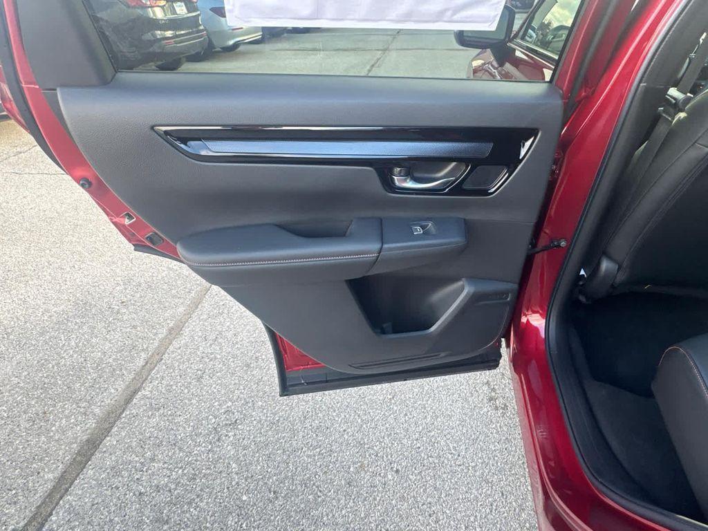 new 2026 Honda CR-V Hybrid car, priced at $44,155