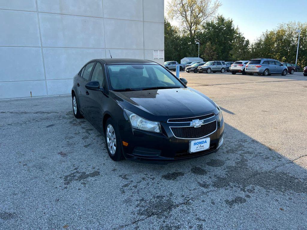 used 2013 Chevrolet Cruze car, priced at $5,999