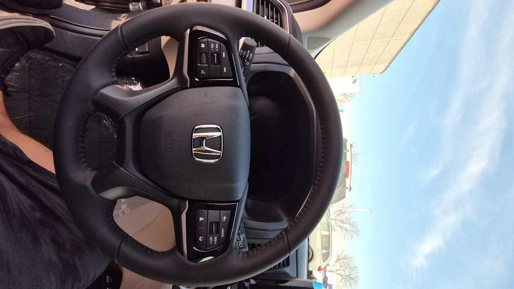 new 2026 Honda Odyssey car, priced at $44,885