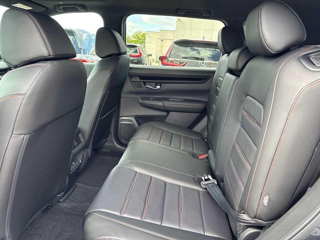 new 2026 Honda CR-V Hybrid car, priced at $41,675