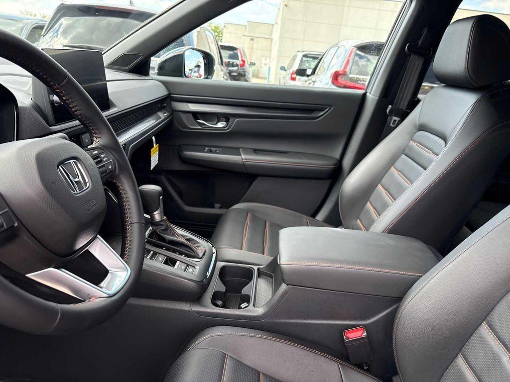 new 2026 Honda CR-V Hybrid car, priced at $41,675