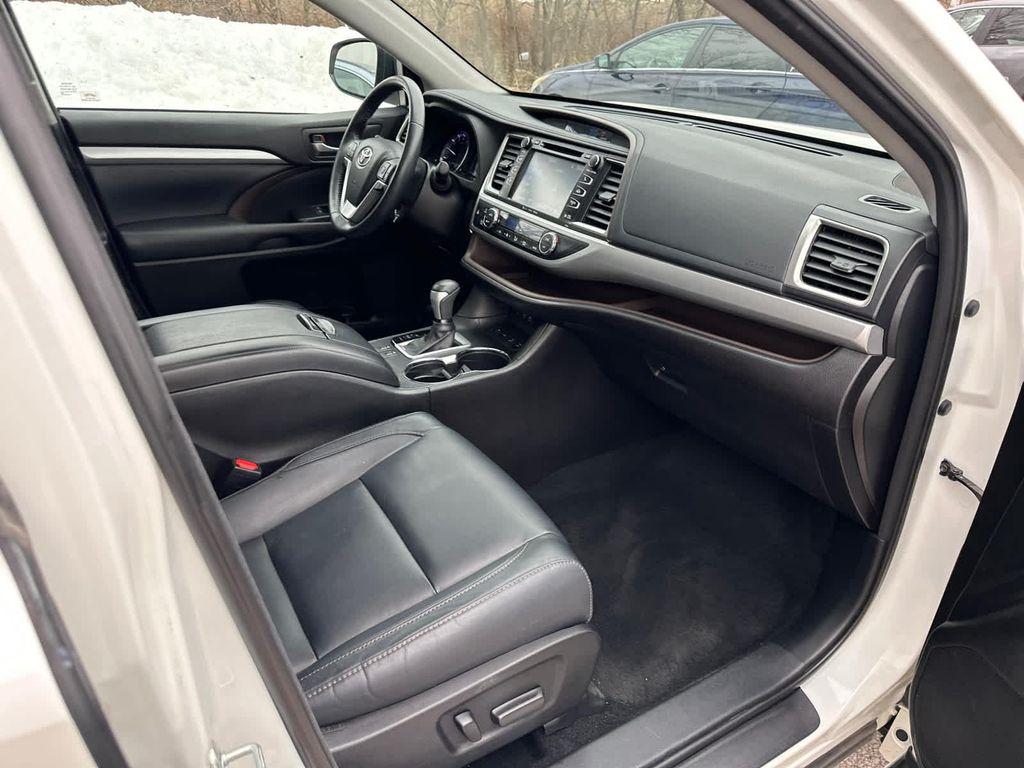 used 2018 Toyota Highlander car, priced at $22,999
