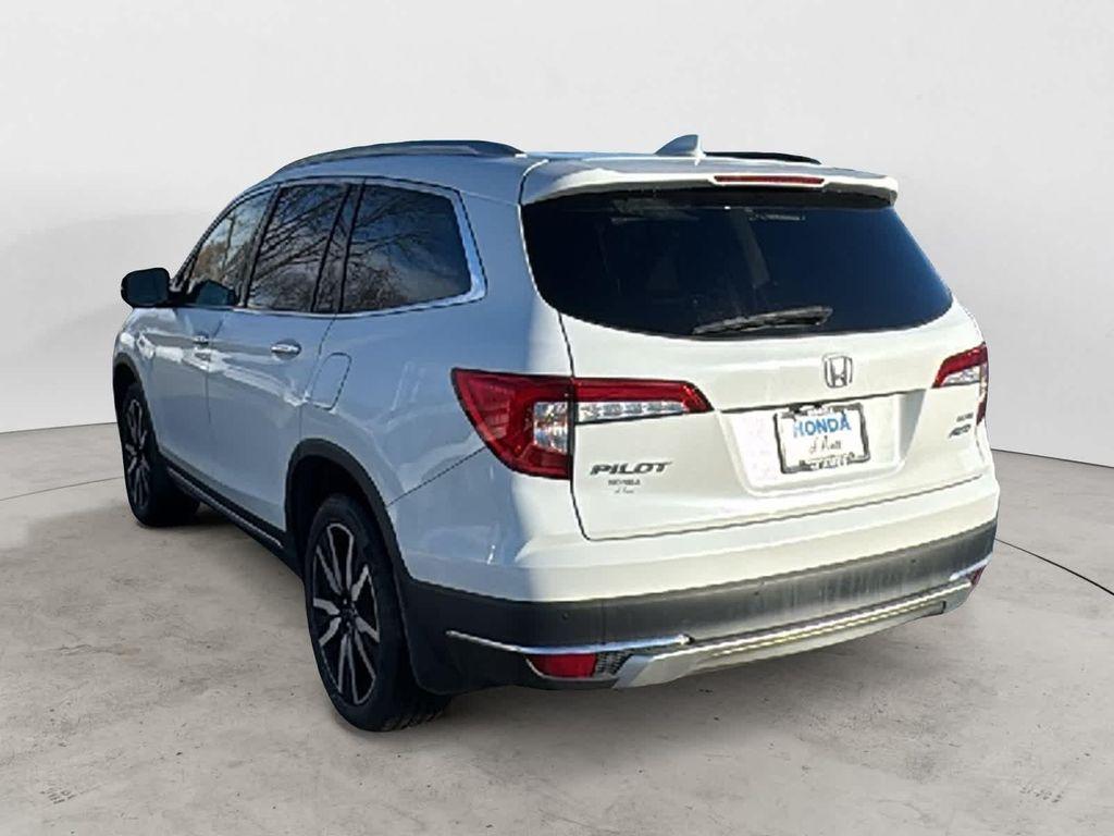 used 2022 Honda Pilot car, priced at $35,999