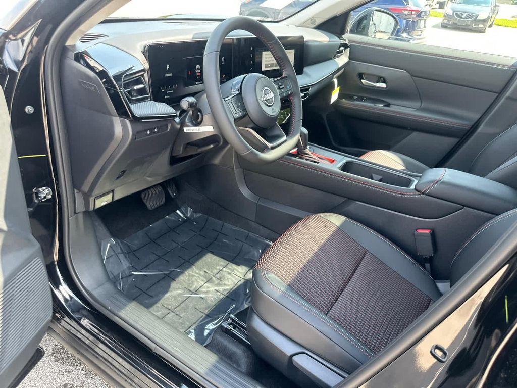 new 2025 Nissan Kicks car, priced at $29,085