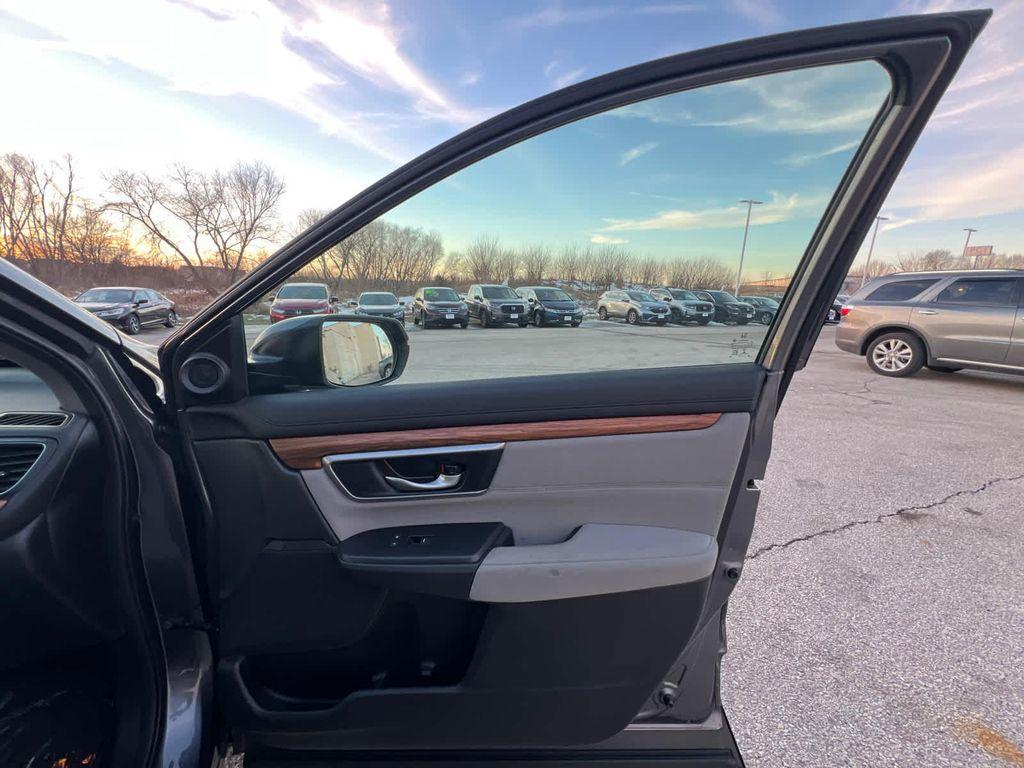 used 2020 Honda CR-V car, priced at $21,999