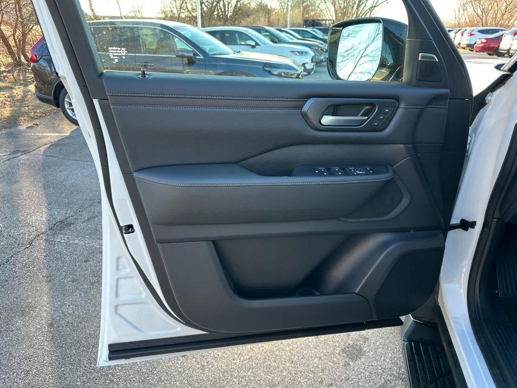 new 2026 Nissan Armada car, priced at $69,041