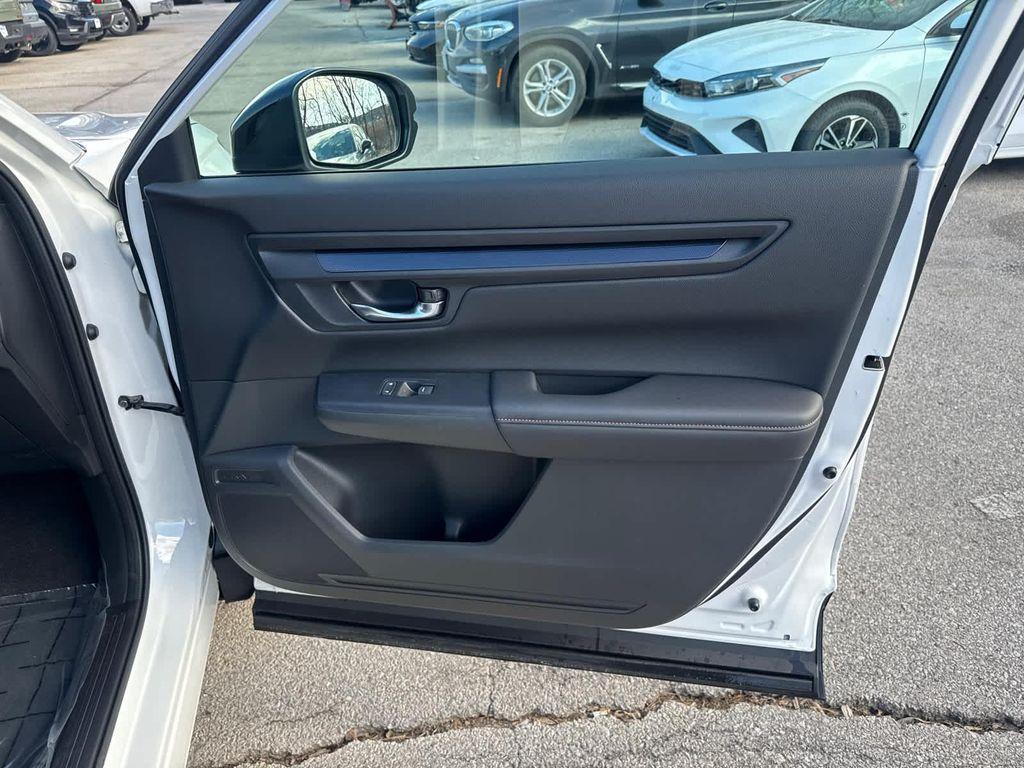 new 2026 Honda CR-V Hybrid car, priced at $42,130