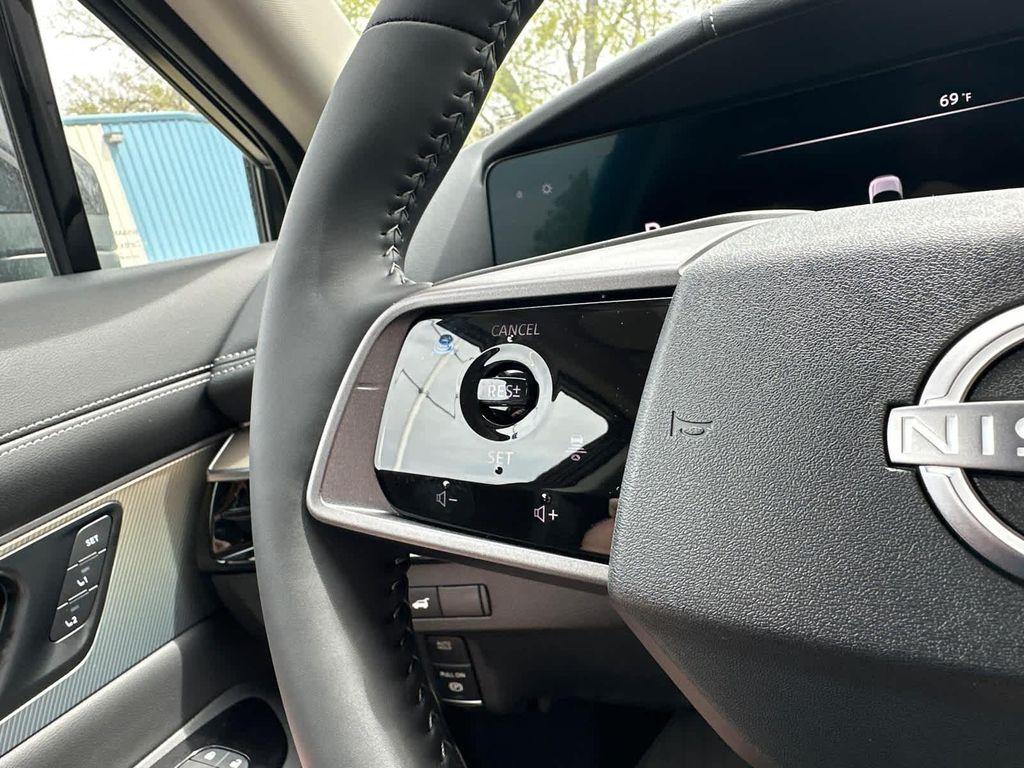 new 2025 Nissan Murano car, priced at $45,791